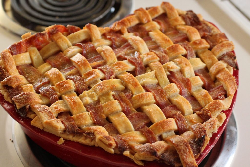 פאי תפוחים וקנאביס, apple pie' cannabis aplle pie